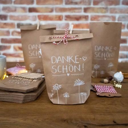 Dankeschön Geschenke schön verpacken mit vintage Charme, Kraftpapier Geschenktüten in Beige Weiß