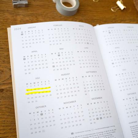 Ferienübersicht Terminkalender 2024 als Hausaufgabenheft oder Schülerkalender verwendbar