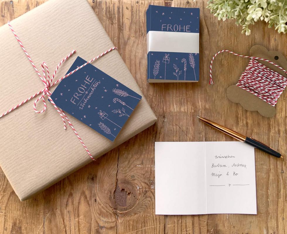 Weihnachtliche Geschenkanhänger Blau Rosa, mini Klappkarten zum beschriften deiner Geschenke an Weihnachten
