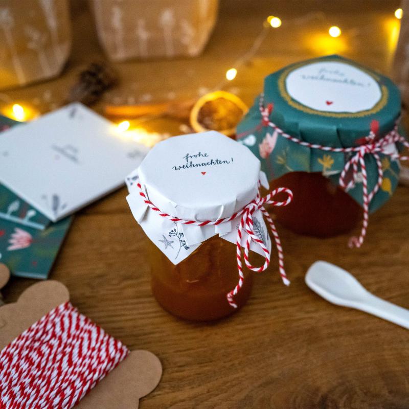 Schöne Marmeladendeckchen für kleine Gläser zum selbstgemachte Marmelade Verschenken an Weihnachten